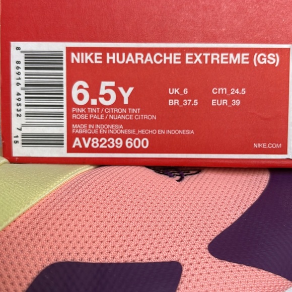 NIKE WMNS HUARACHE EXTREME 
PINK TINT / CITRON TINT
Sneakers 
AV8239 600 - Picture 16 of 16